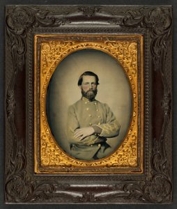 Captain William W. Cosby of H Company, 2nd Virginia Light Artillery Regiment in uniform LCCN2010648374