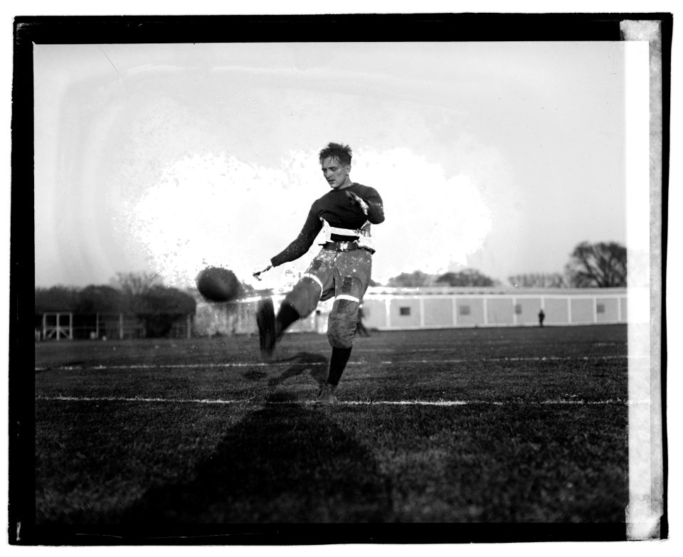 Captain, Eastern, 1920 LCCN2016829162