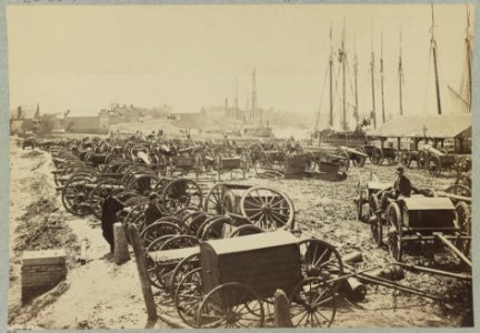 Captured Confederate artillery, on the docks at Richmond, Va., April, 1865 LCCN2012649382