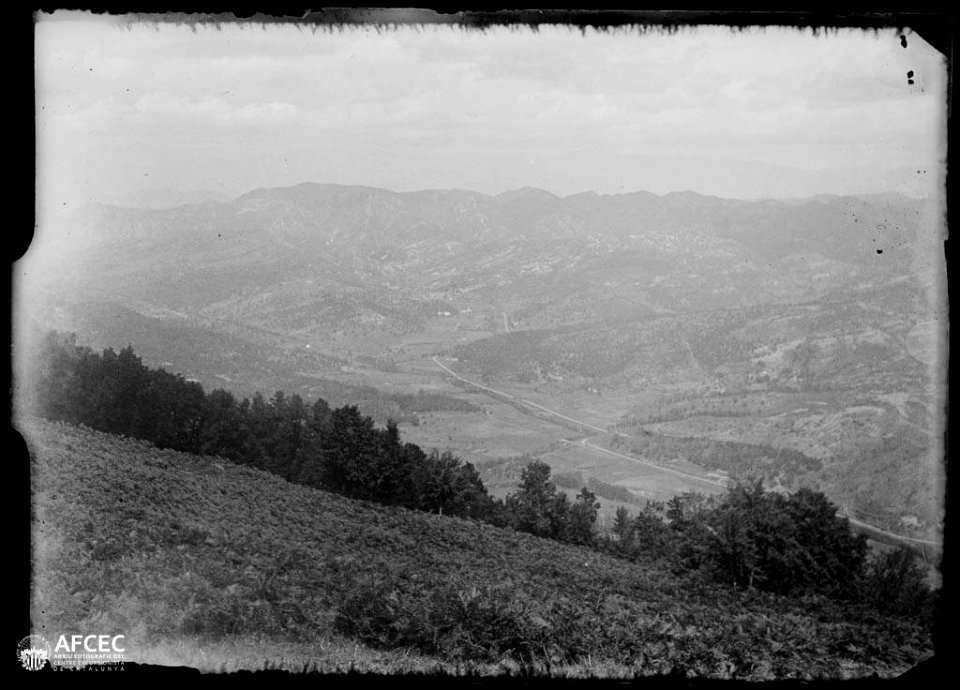 Capçalera del riu Brugent des de la Salut (AFCEC MORELLO A 7763)