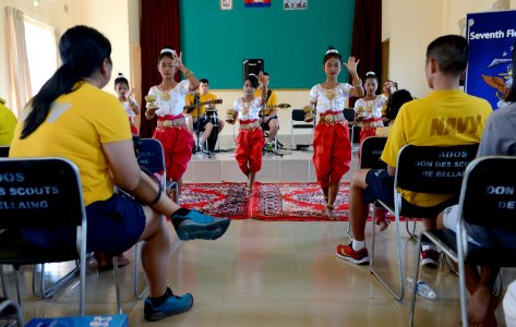 CARAT Cambodia 2014 141028-N-YU572-073