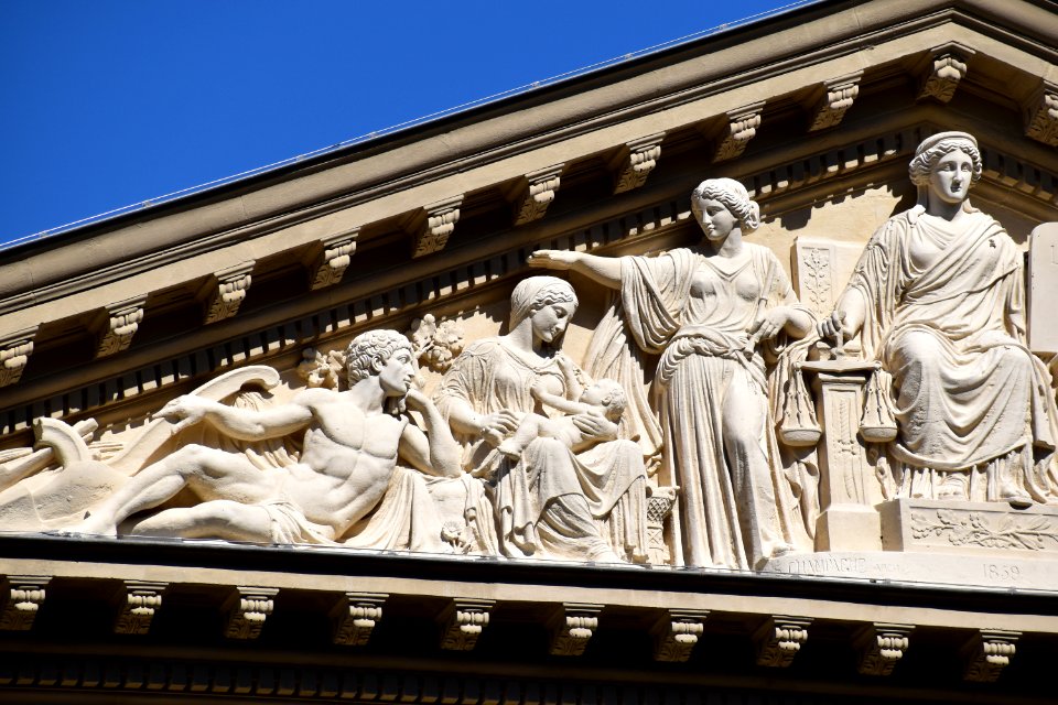 Carcassonne - Palais de justice 03