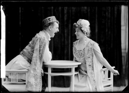 Carl Barcklind and Emma Meissner in Den glada änkan at Oscarsteatern 1907 - SMV - NB023