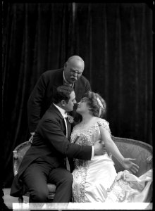 Carl Barcklind, Axel Ringvall and Inga Berentz in Frånskilda frun at Oscarsteatern 1909 - SMV - NR054