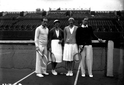 Cochet, Whittingstall, Krahwinkel, von Cramm, 1932 French Championships