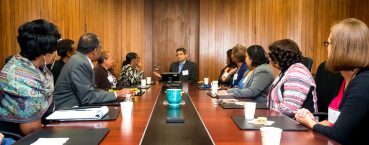 Coffee with Secretary Carson (38062971392)