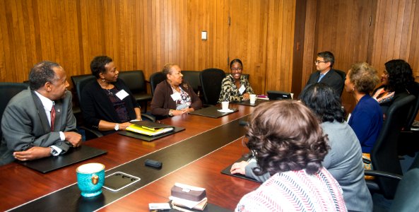 Coffee with Secretary Carson (38062971242)