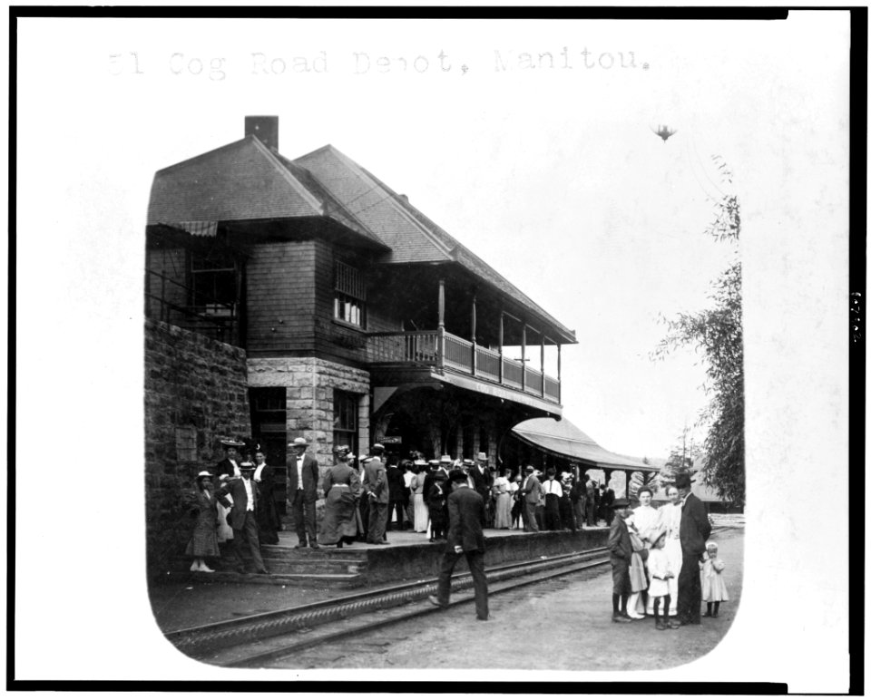 Cog Road Depot, Manitou LCCN93505884