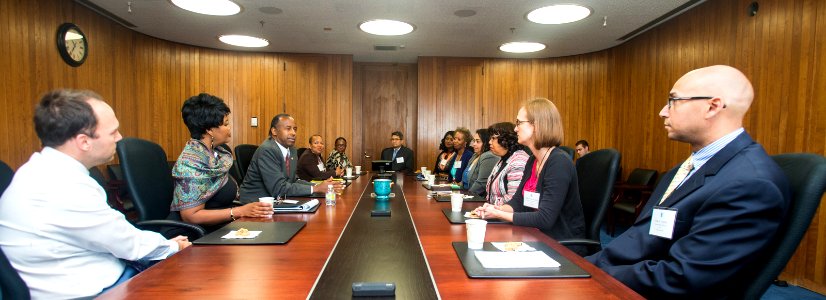 Coffee with Secretary Carson (38062972212)