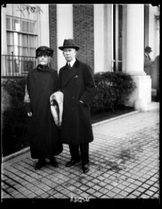 Col. and Mrs. E. House LCCN2016891883