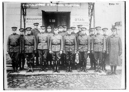 Col. G.E. Stewart & officers, Archangel LCCN2014708468