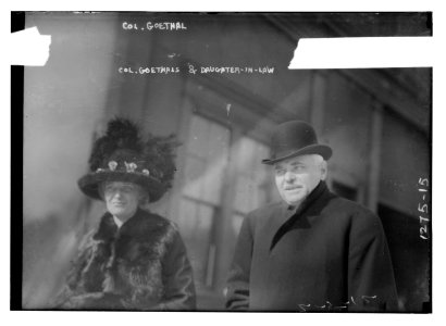 Col. Goethals and daughter-in-law LCCN2014686622