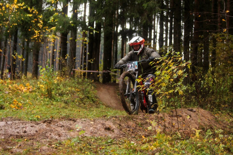 Extreme brake cyclist