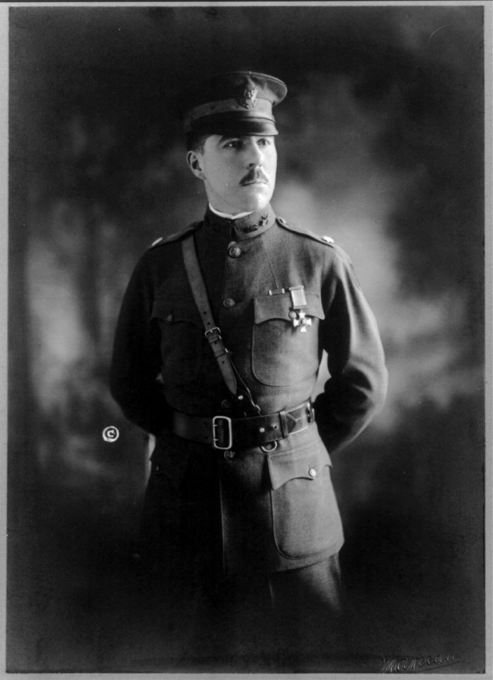 Col. Hollohan LCCN2002697654
