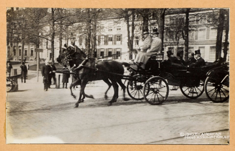 Col. Roosevelt, American Minister Beaupre and 1st Secretary Hibbon (i.e. Hibben) driving to the house in the woods, former palace of Wm. III, Netherlands LCCN2013651157
