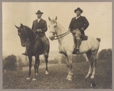 Col. Theo. Roosevelt and his brother in law, Douglas Robinson LCCN2010645454