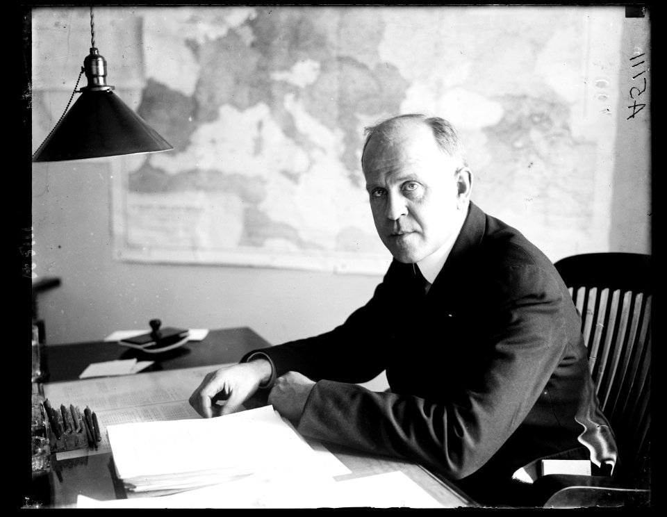 Col. Wm. E. Naylor, new aide to Pershing LCCN2016891892