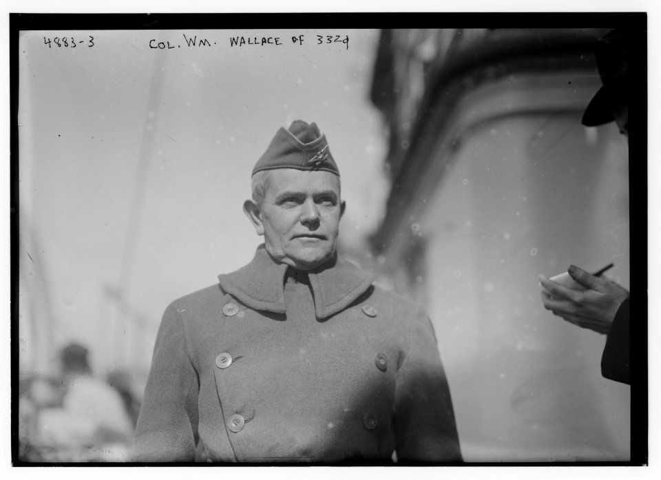 Col. Wm. Wallace of 332d LCCN2014708702