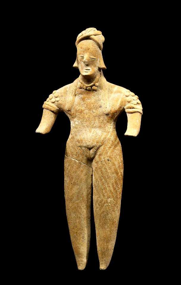 Colima - One of Four Figures, Standing Female - Walters 200920603 - Three Quarter Left
