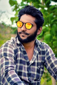 Model vintage glasses old school beard