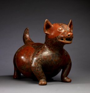 Colima - Dog Effigy - Walters 20092051 - Three Quarter Front