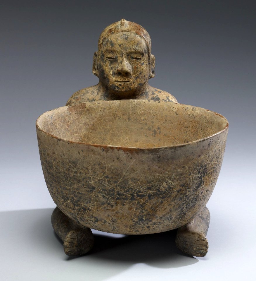 Colima - Figure with Large Bowl - Walters 20092018