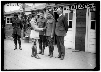 COLLARDET, GENERAL, FRENCH ARMY. DECORATING Y.M.C.A. SECRETARIES LCCN2016869927