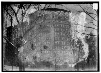 Coliseum (i.e. Colosseum) Apartments, N.Y. LCCN2014701261