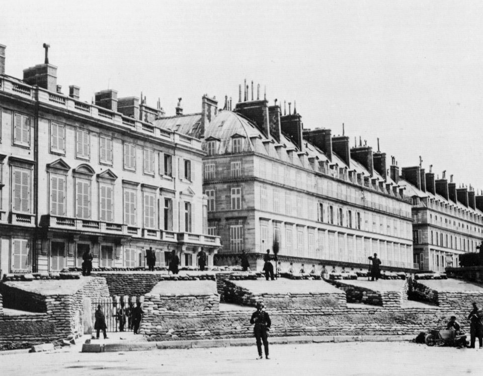 Collard, August Hippolite - Schützengraben in einem Winkel der Rue de Rivoli (Zeno Fotografie)