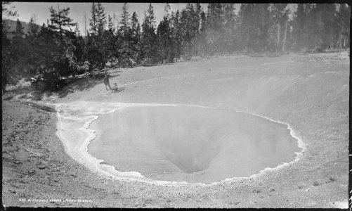 Black Sand Spring, upper Fire Hole. Yellowstone National Park. - NARA - 517239