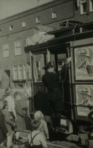 Collecte Frontzorg - Fotodienst der NSB - NIOD - 156163