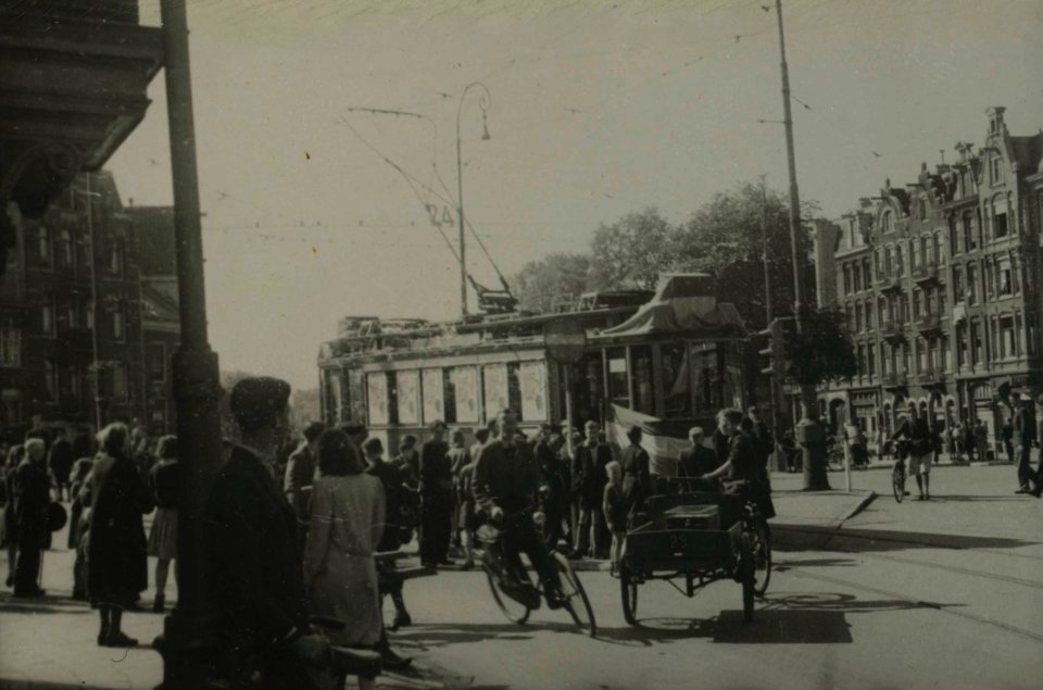 Collecte Frontzorg - Fotodienst der NSB - NIOD - 156173