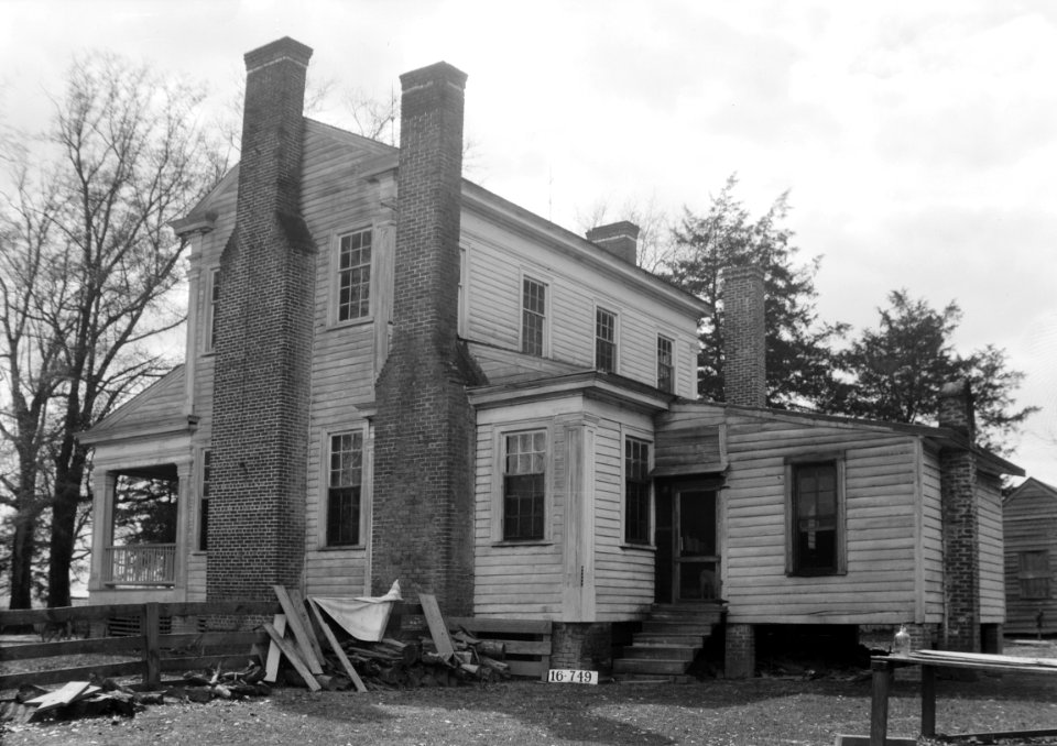 Bland House 02