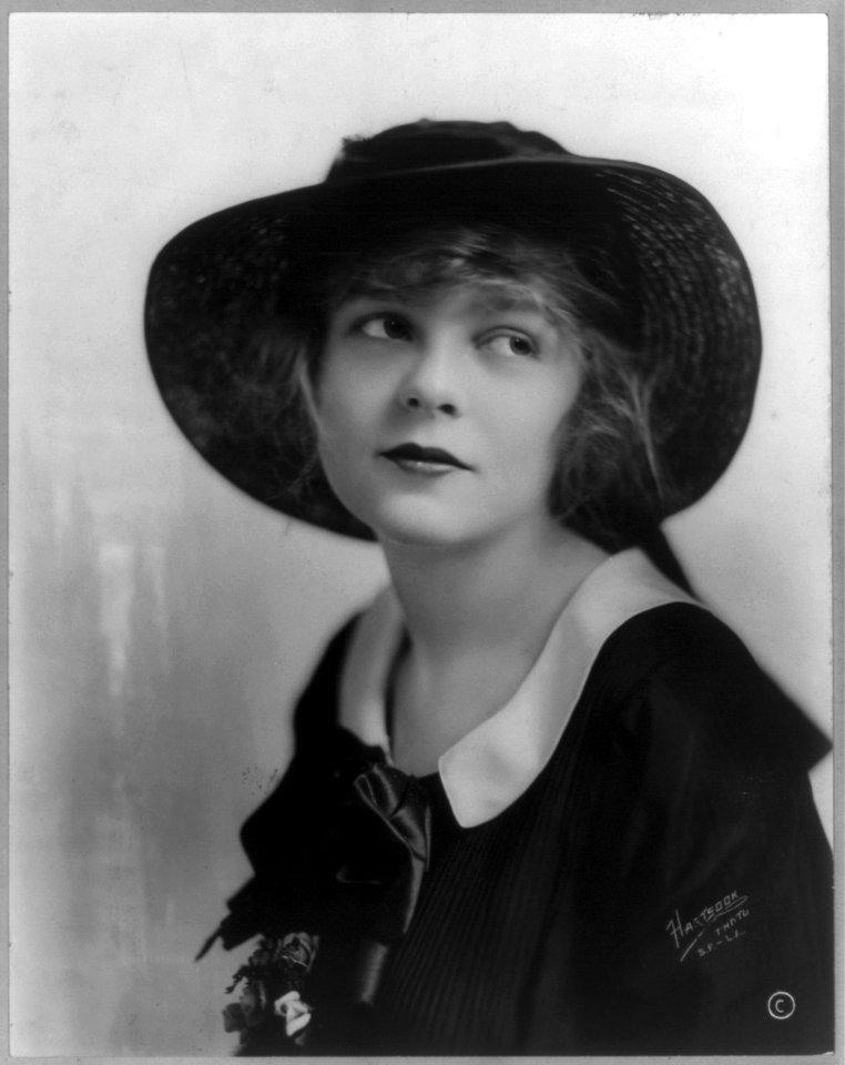 Blanche Sweet, head and shoulders, facing slightly left; wearing hat LCCN2005700020