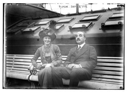 Blaque Bay and wife LCCN2014686185