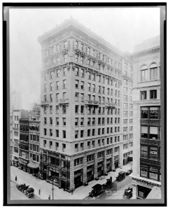 Bldg. 576-578 5th Avenue LCCN00652688