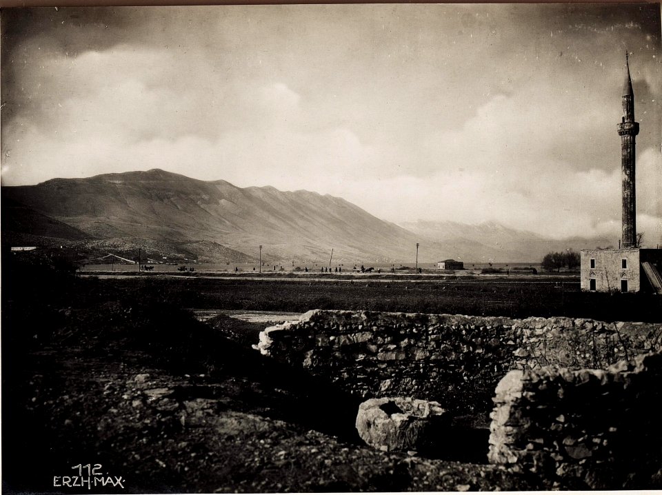 Blick am Tarabosch. (BildID 15572881)