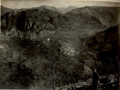 Blick auf das Idriatal mit St.Lucia und Eisenbahnbrücke. Standpunkt, Ostathang der Kote 588. (BildID 15465929) photo