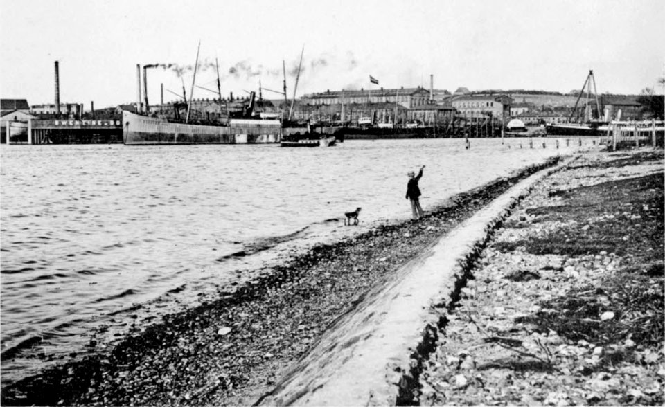 Blick auf die Howaldtswerke (Kiel 44.807)