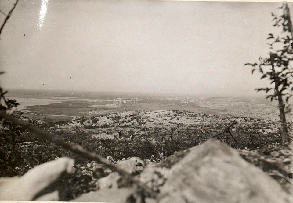 Blick auf Monfalcone von der Hermada 29.8.17. (BildID 15600396)