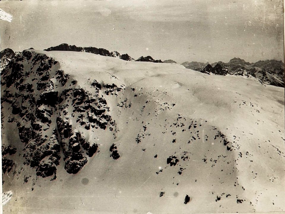 Blick aus der Bocche auf die feindliche Stellung, Pellegrino. (BildID 15574430)