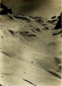 Blick in den Trog mit Rudniksattel, Rosskofel und Trog. Stpkt, Maldatschen West. (11-5.1917.) (BildID 15500778)