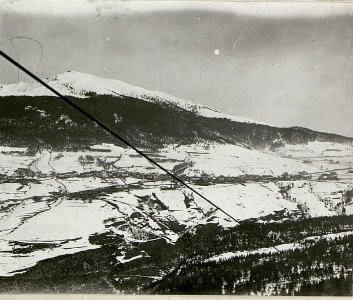 Blick gegen Folgaria von der Drahtseilbahnstation Serrada (BildID 15624429)
