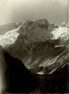 Blick vom Ansichtspunkt der sechsten Serpentine in das Trentatal gegen den Isonzo-Ursprung. (BildID 15464635)