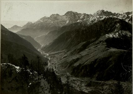 Blick vom Artillerie Beobachtungsstand ins Fellatal mit Pontebba und ins Aupatal. Standpunkt, Artillerie Beobachter Brisia. (BildID 15468830)