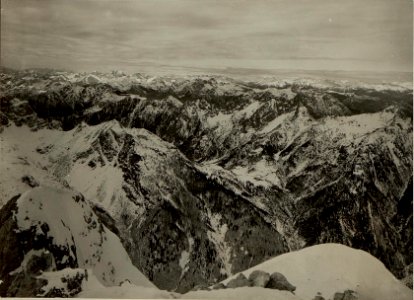 Blick vom Großen Nabois nach West, Nordwest gegen den Montasch (Bramkofl) und Somdogna-Sattel. Standpunkt, Großer Nabois. (BildID 15466510)