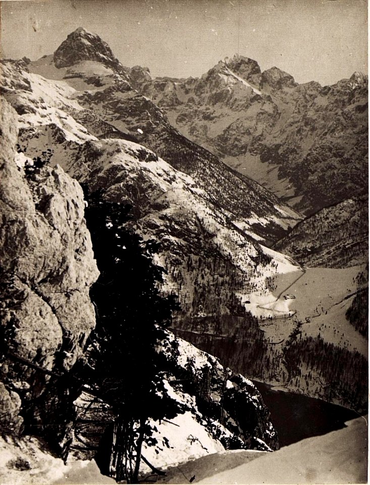 Blick vom Art.Beobachter aus auf den r.Köpfen, gegen den Predil, Manngart und Jalovec. (BildID 15495229)