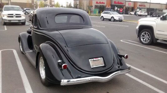 Coupe black alberta
