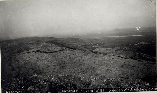 Blick vom Fajti hrib gegen Mt.S.Michele 8.3.18. (BildID 15615848)
