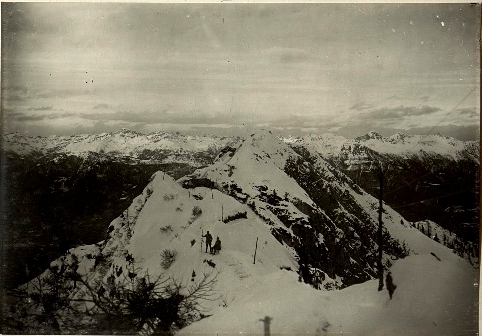 Blick vom Wege zur Polinikscharte auf die Stellung der Artillerie auf der Schrockebieralpe. Standpunkt, Weg zur Polinikscharte. (BildID 15465523)